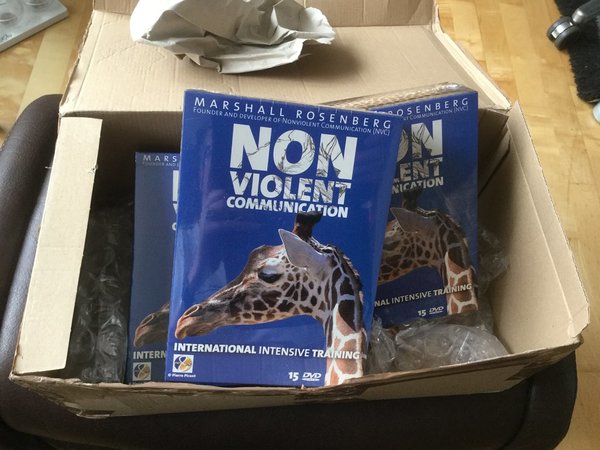 Nonviolent Communication International Intensive Training DVD Box mit 15 DVDs